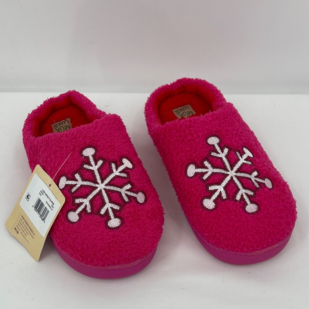 Muk Luks Pink Cozy Slippers WOMENS SIZE M NWT